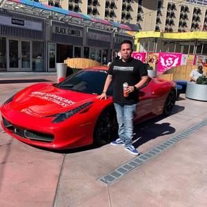 Meet your Posher, Jorge s grimaldo